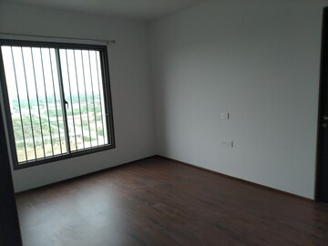 Room in 4 BHK Apartment at Vesu – for Sale