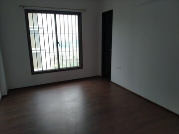 Room in 4 BHK Apartment at Vesu – for Sale