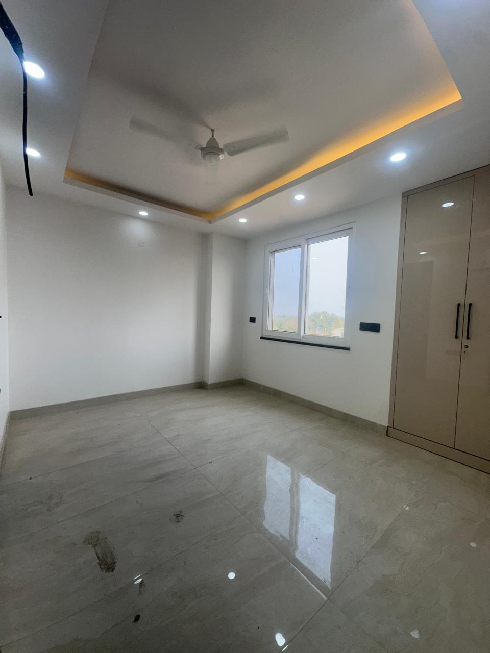 2 BHK Apartment For Rent in Saket