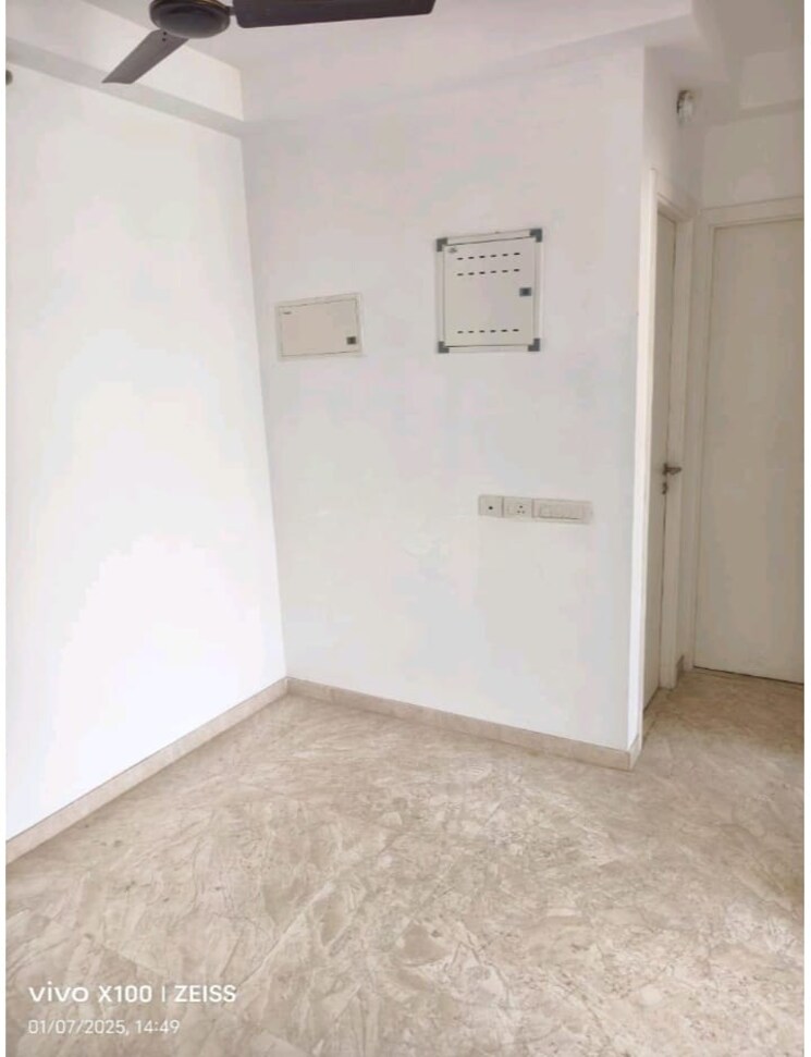 Room, hiranandani-solitaire-studio-apartment 1 Bedroom 367 Sq.Ft. Apartment In Ghodbunder Road Thane 8945231