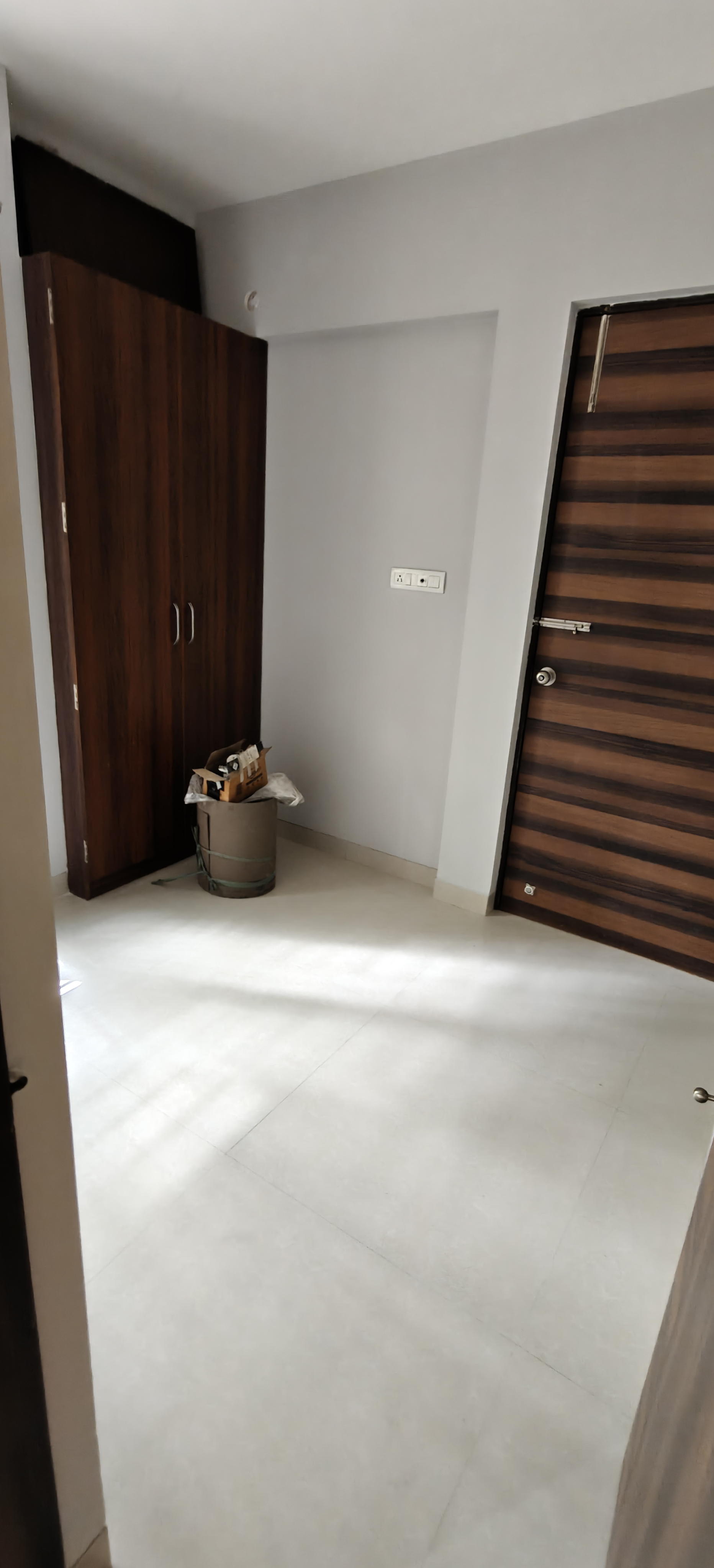 4 BHK + Servant Room Apartment For Rent in Bhosale Nagar
