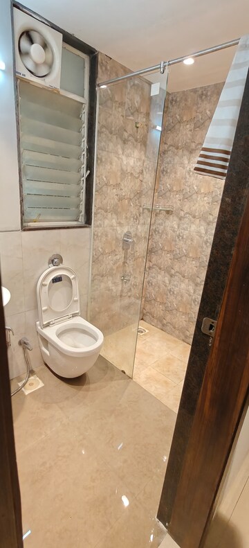 Bathroom in 4 BHK Apartment at Bhosale Nagar – for Rent