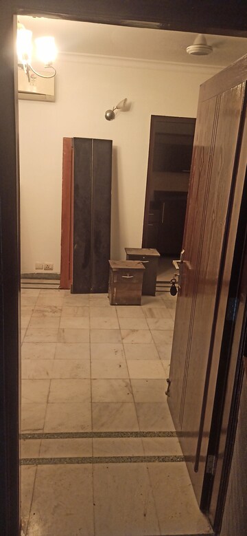Kitchen in 3 BHK Builder Floor at Ansal Sushant Lok I, Sector 43 – for Rent