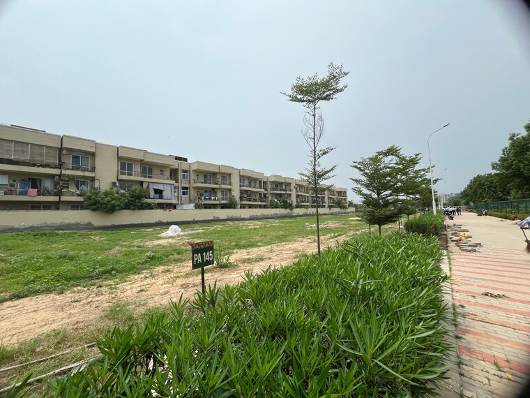 Garden, bptp-parkland-pride-phase-2  344 Sq.Yd. Plot In Sector 77 Faridabad 8945316