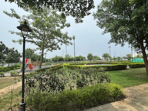  Plot – Garden View at BPTP Parkland Pride Phase 2, Sector 77 - for Sale