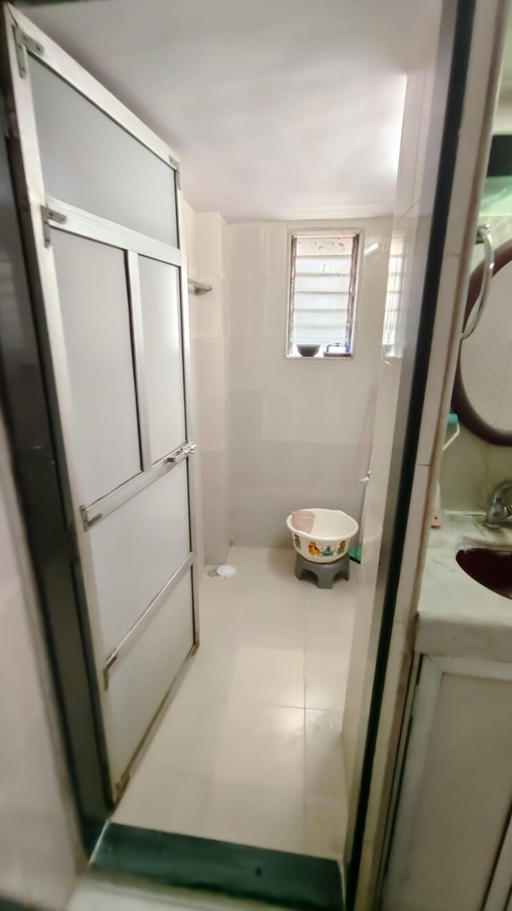 Bathroom, vijaynagar-society 1 Bedroom 505 Sq.Ft. Apartment In Marol Mumbai 8945335