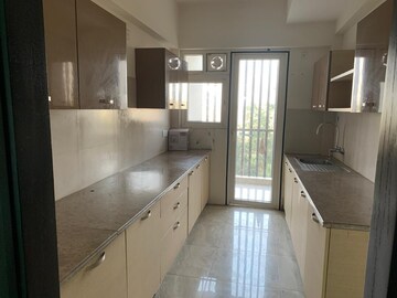 Kitchen in 2.5 BHK Apartment at Sector 66 – for Rent