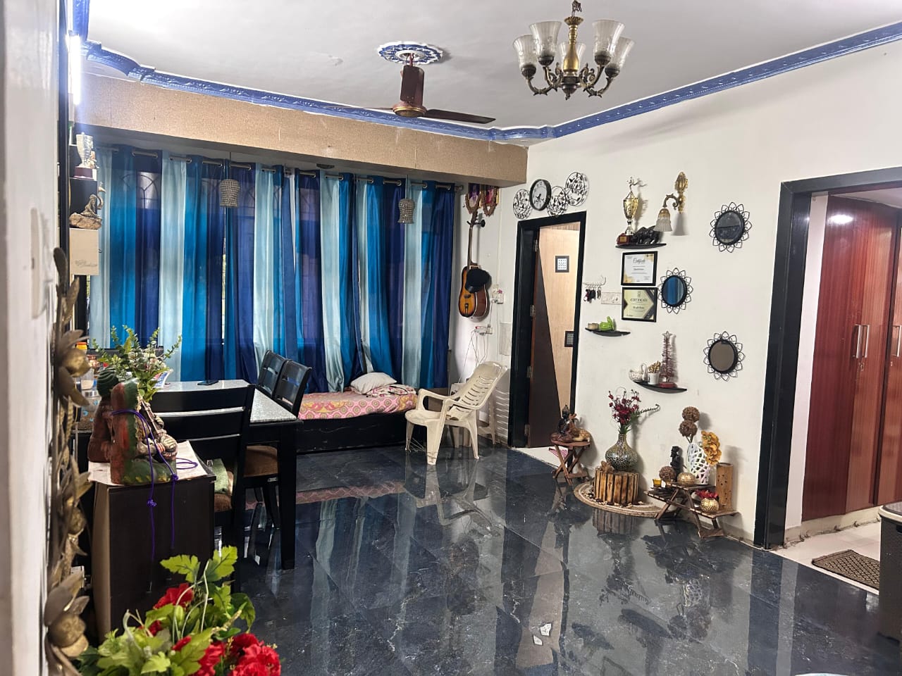 2 BHK + Extra Room 1000 Sq.Ft. Apartment in Jalvayu Defence Enclave