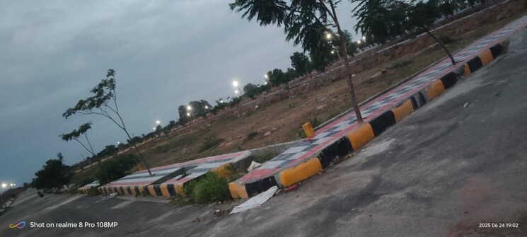 Exterior View, temple-town  250 Sq.Yd. Plot In Kadthal Hyderabad 8945346