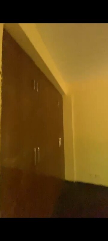 Furnished Amenities in 2.5 BHK Builder Floor at Wave Prime Floors, Wave City – for Rent
