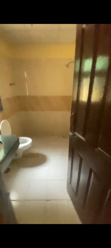 Furnished Amenities in 2.5 BHK Builder Floor at Wave Prime Floors, Wave City – for Rent