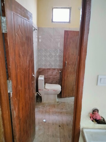 Furnished Amenities in 2 BHK Independent House at Rai Enclave, Deva Road – for Sale