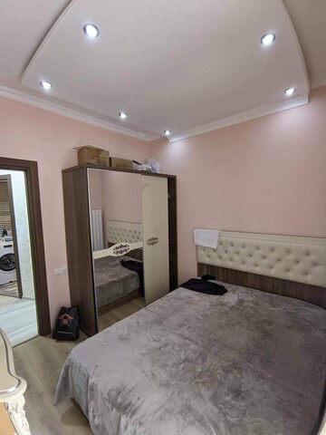 Room in 3 BHK Builder Floor at Vasant Kunj – for Rent