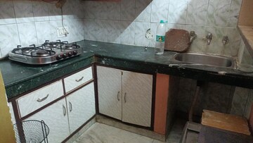 Kitchen in 1 BHK Builder Floor at Vaishali Sector 5 – for Rent