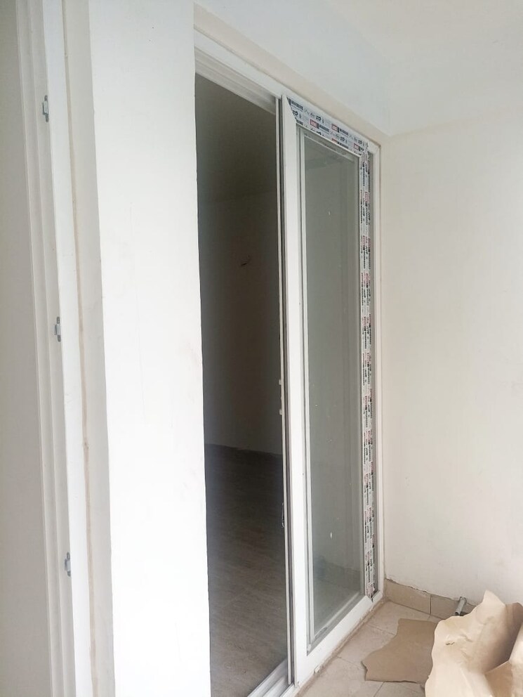 Other, klj-greens 3.5 Bedroom 1707 Sq.Ft. Apartment In Sector 77 Faridabad 8945454