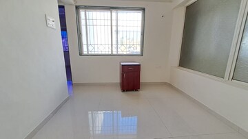 Room in 3 BHK Penthouse at Madhukund Apartment, Bavdhan – for Rent