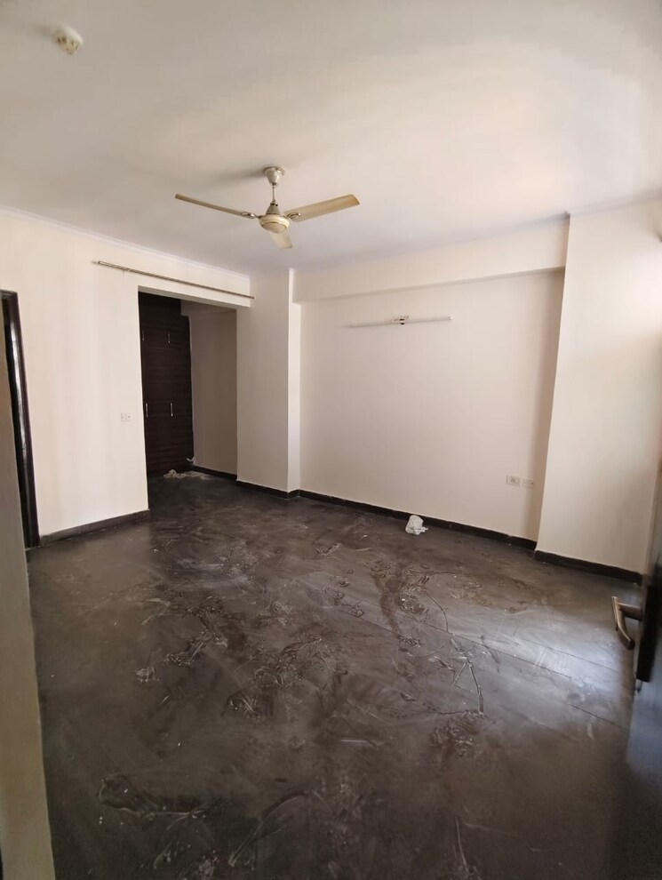 Room, paramount-symphony 2 Bedroom 796 Sq.Ft. Apartment In Sain Vihar Ghaziabad 8945465