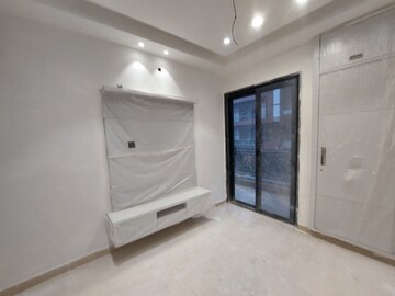 Room in 3 BHK Builder Floor at Derawal Nagar – for Sale