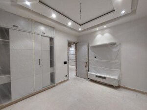 Bedroom in 3 BHK Builder Floor at Derawal Nagar – for Sale