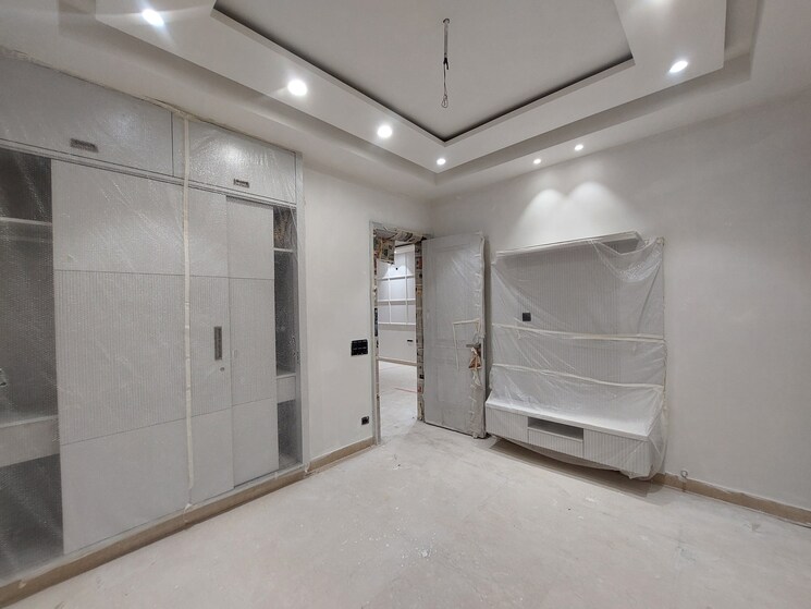 Bedroom, derawal nagar 3 Bedroom 1350 Sq.Ft. Builder Floor In Derawal Nagar Delhi 8945503