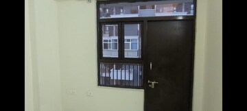 2 BHK Apartment For Rent in OP Floridaa, Sector 82