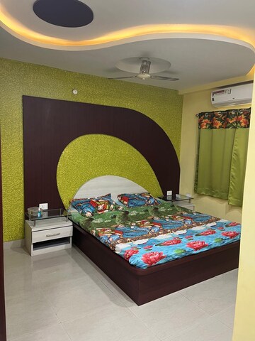 Bedroom in 3 BHK Apartment at Morabadi – for Rent