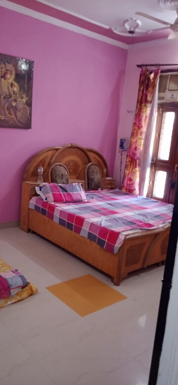 Bedroom in 4 BHK Independent House at Sector 110 – for Rent