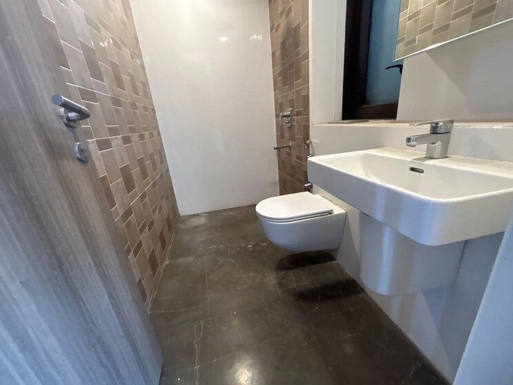 Bathroom, lodha-marquise 3 Bedroom 1347 Sq.Ft. Apartment In Worli Mumbai 8945520