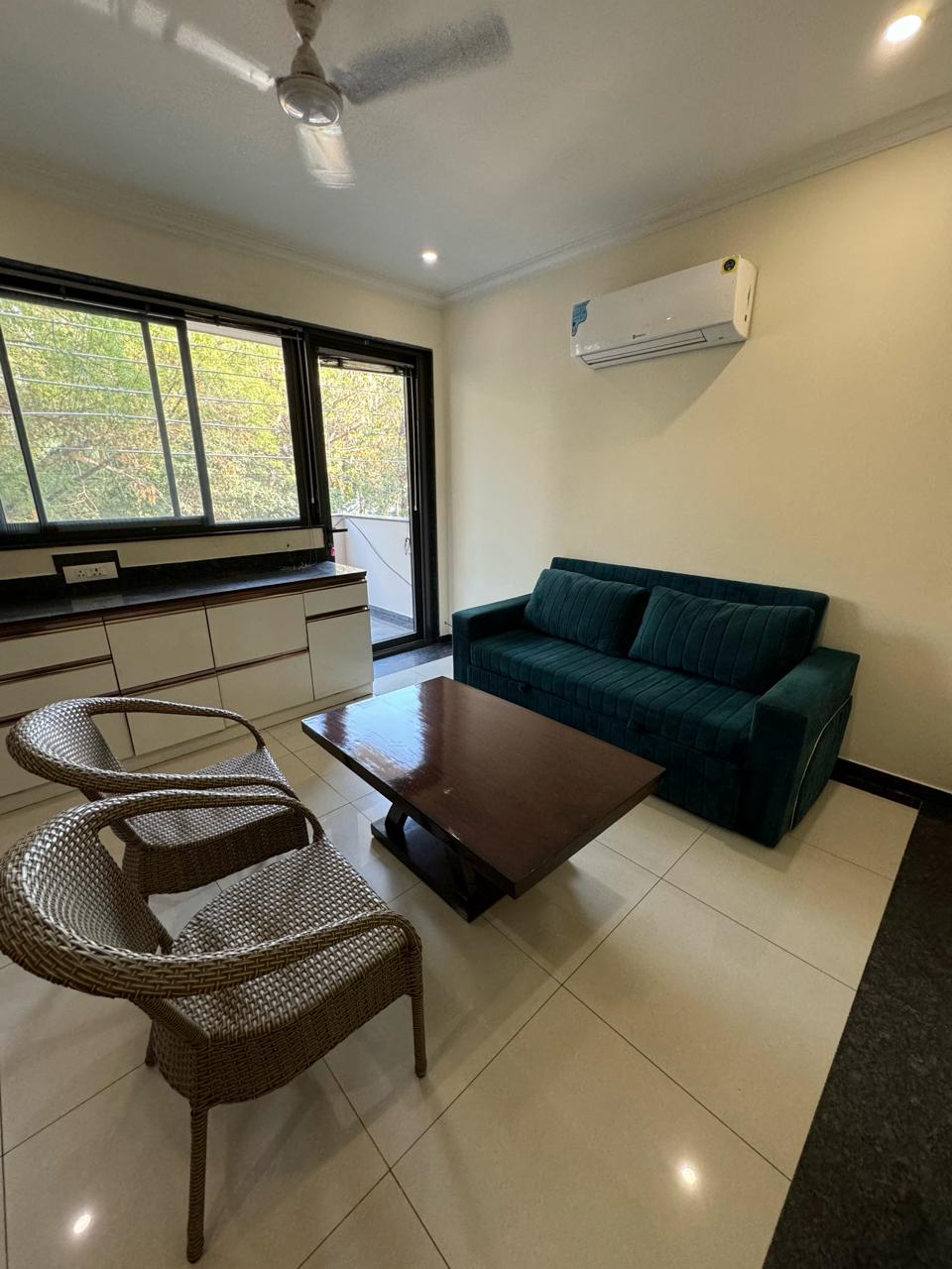 1 BHK 700 Sq.Ft. Builder Floor in DLF Cyber SEZ