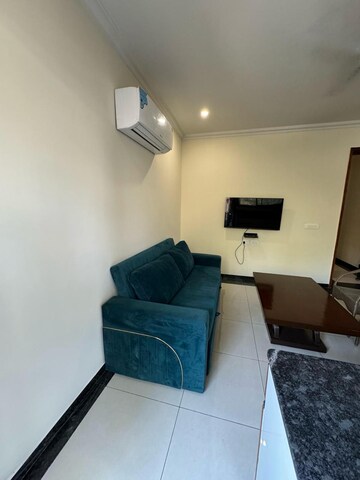 Master Bedroom in 1 BHK Builder Floor at DLF Cyber SEZ, Sector 24 – for Rent