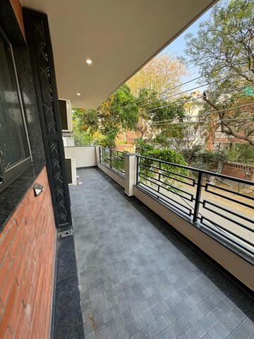 Balcony in 1 BHK Builder Floor at DLF Cyber SEZ, Sector 24 – for Rent