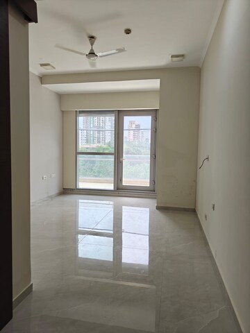 Room in 3 BHK Apartment at Bombay Realty Island city center ICC, Wadala – for Sale