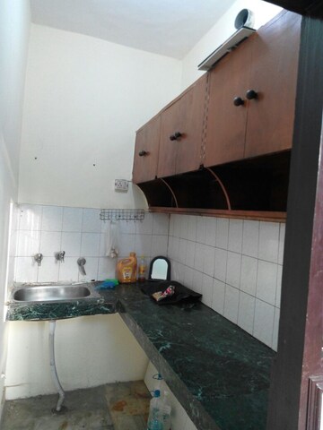 Kitchen in 1 BHK Builder Floor at Rohini Sector 7 – for Rent
