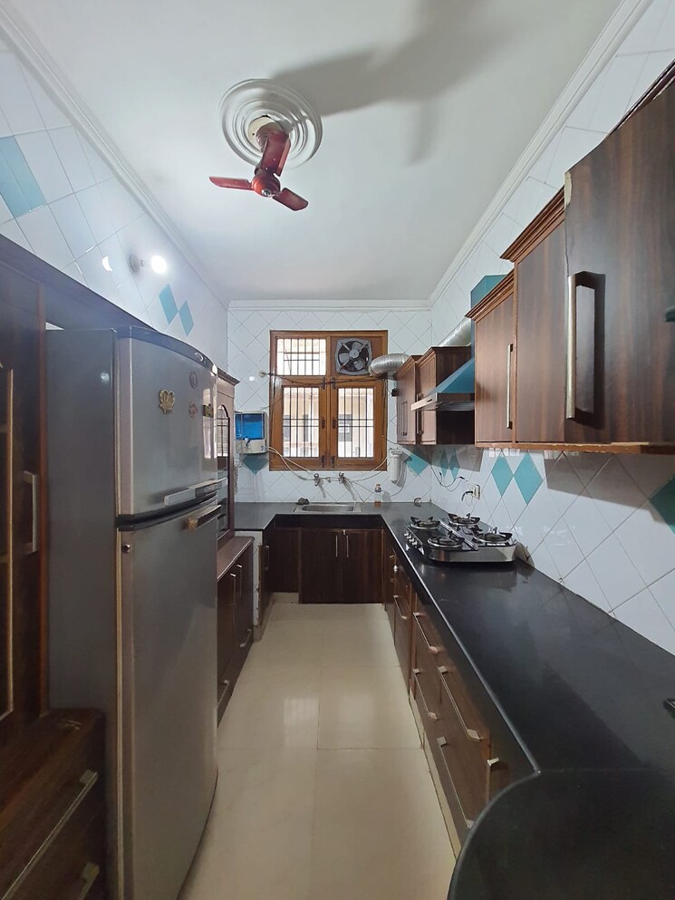 Kitchen, maya-garden-city 2 Bedroom 1305 Sq.Ft. Apartment In Lohgarh Zirakpur 8945539