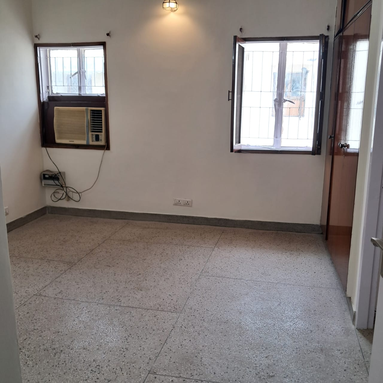 2 BHK Builder Floor For Rent in Malviya Nagar