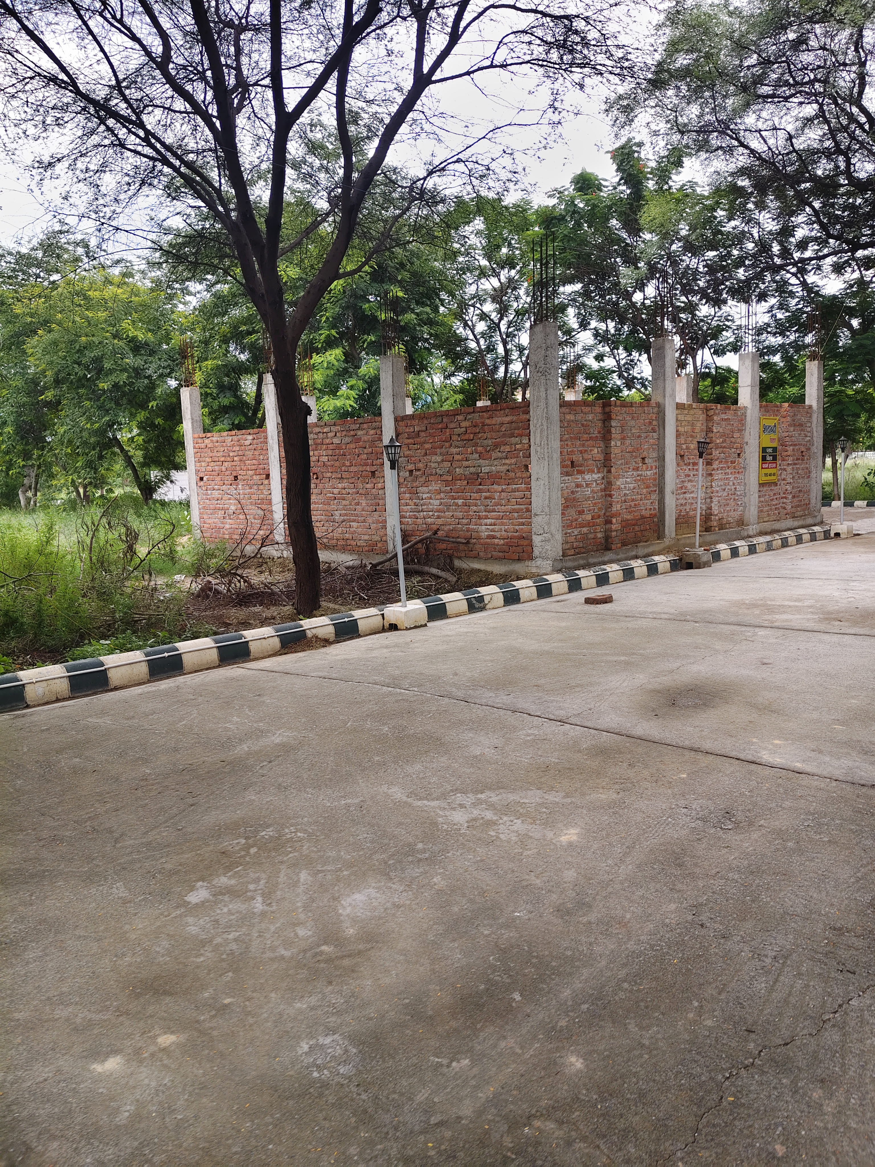 Plot For Sale in Shatabdi Vihar 