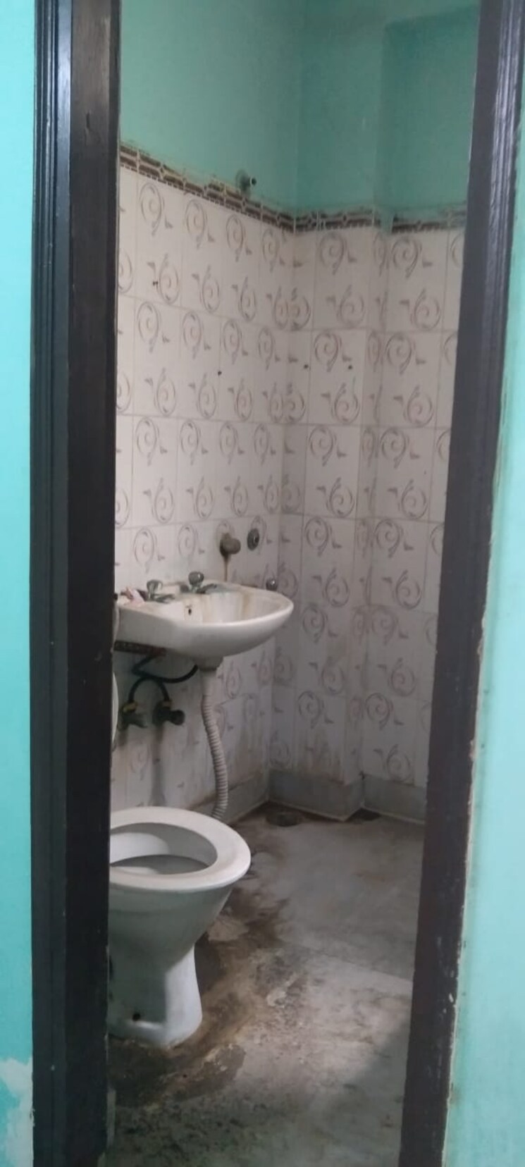 Bathroom, nidhi-exclusive-floors 2 Bedroom 900 Sq.Ft. Builder Floor In Mehrauli Delhi 8945633