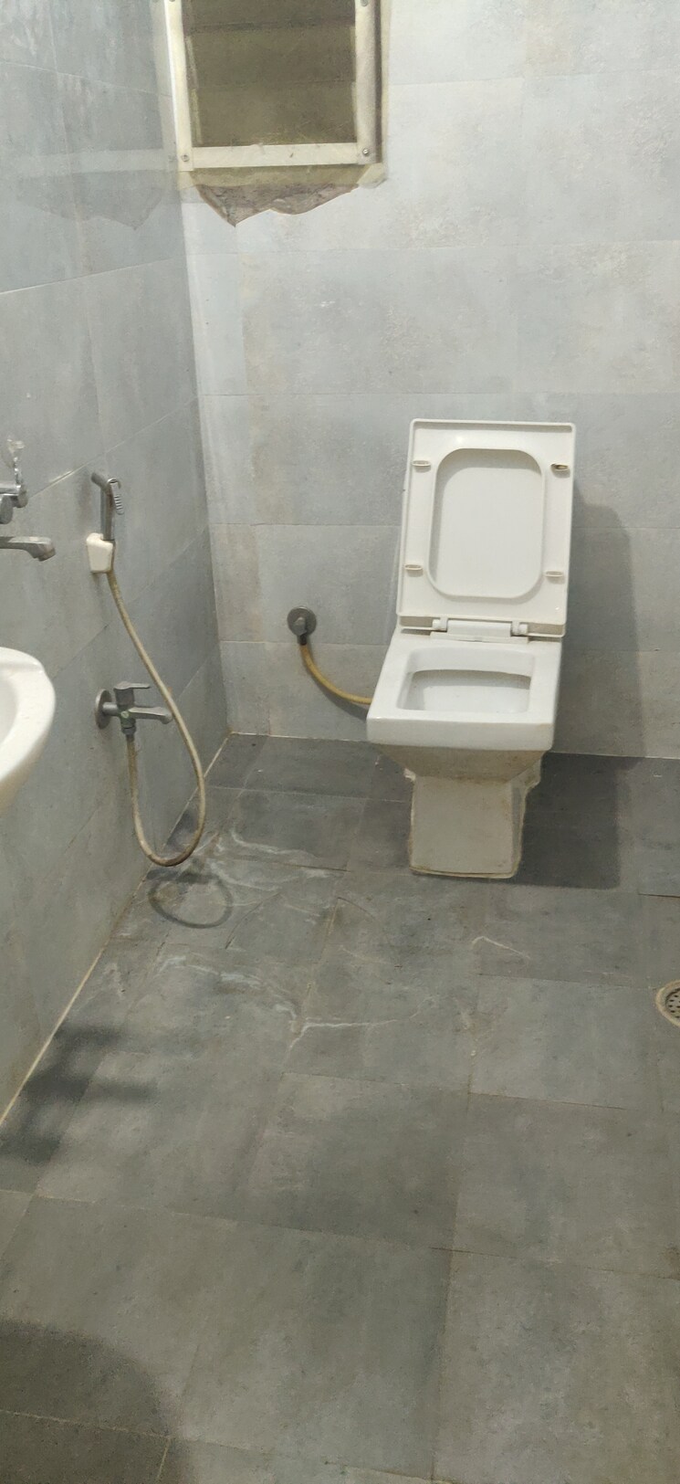 Bathroom, parimala-banjara 2 Bedroom 1000 Sq.Ft. Apartment In Banjara Hills Hyderabad 8945734