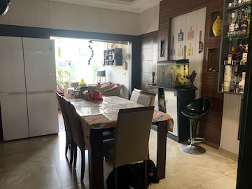 Living Room in 2 BHK Apartment at Patparganj – for Rent