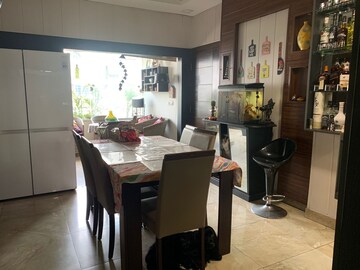 Living Room in 2 BHK Apartment at Patparganj – for Rent