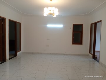 3 BHK Apartment For Rent in Vasant Kunj