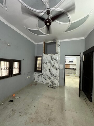 2 BHK Builder Floor For Rent in Pitampura