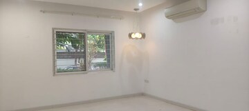 Room in 4 BHK Apartment at Jayabheri Orange County, Gachibowli – for Sale
