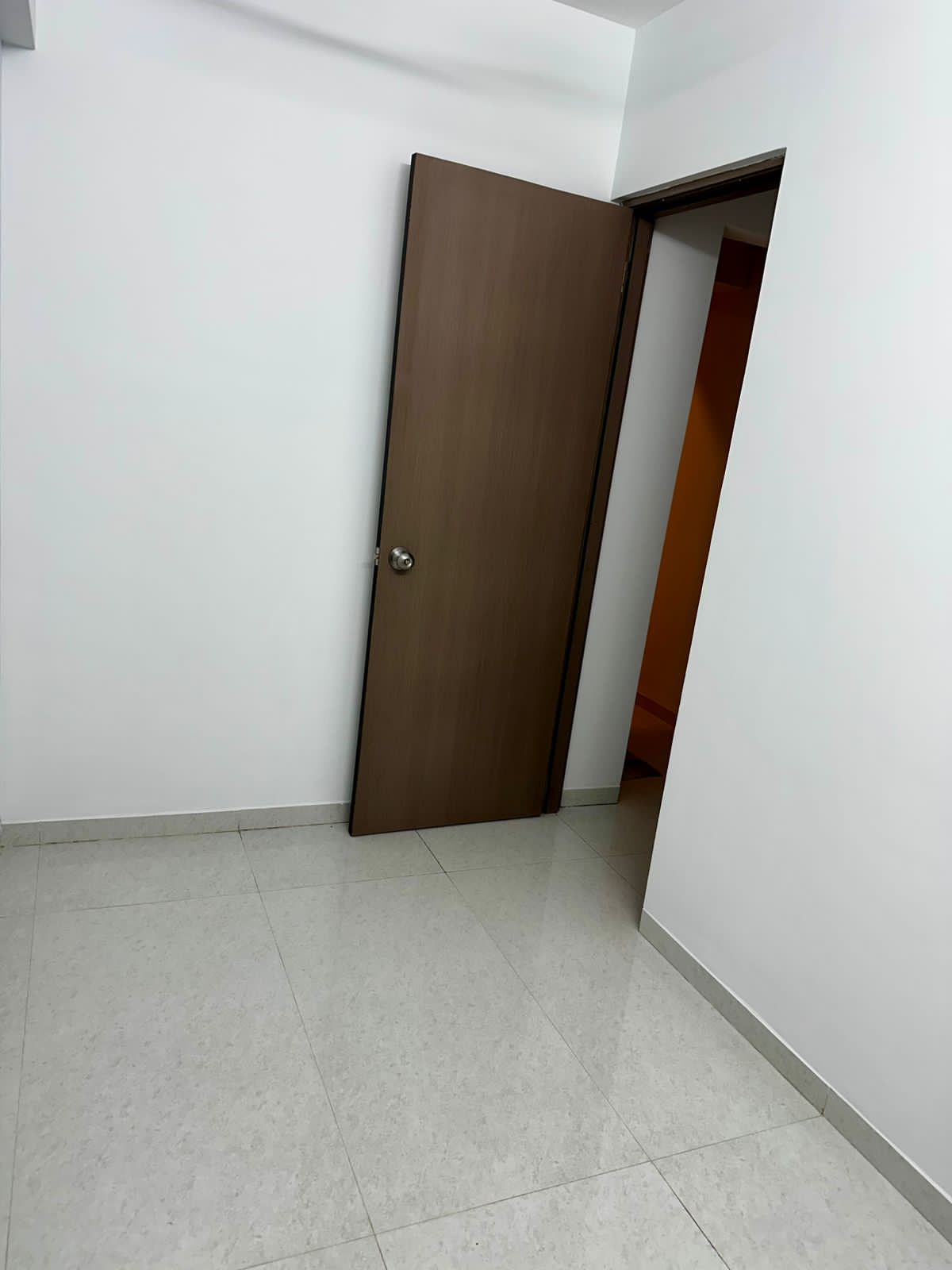 1 BHK + Extra Room Apartment For Rent in Aurus La Casa