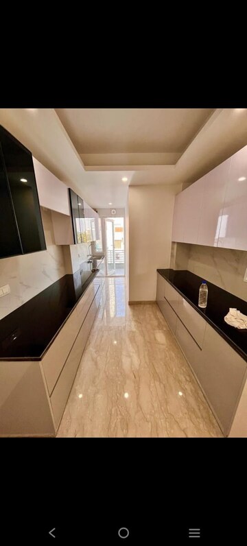 Kitchen in 3 BHK Builder Floor at Sushant Vyapaar Kendra, Sector 43 – for Rent