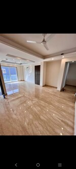 3 BHK 215 Sq.Ft. Builder Floor in Sushant Vyapaar Kendra