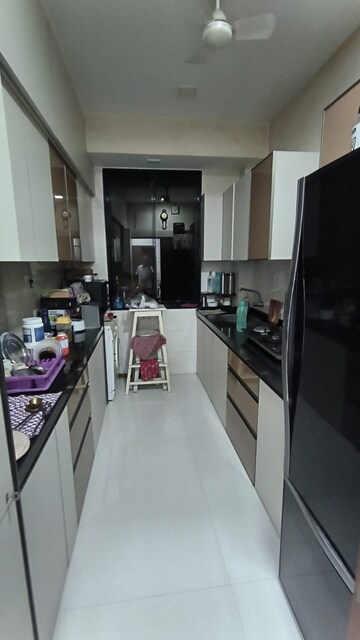 Team Area in 1 BHK Apartment at Daulat Shirin CHS, Colaba – for Rent