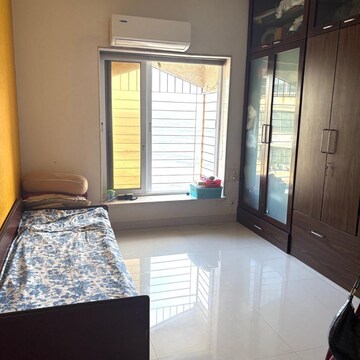 Bedroom in 2 BHK Apartment at Parag Mansion Chs , Andheri West – for Rent