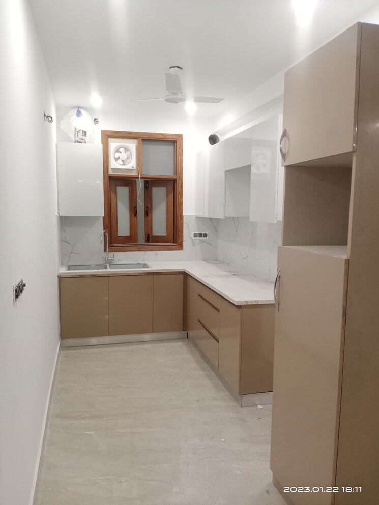 Kitchen, vasant kunj 3 Bedroom 1350 Sq.Ft. Builder Floor In Vasant Kunj Delhi 8945827