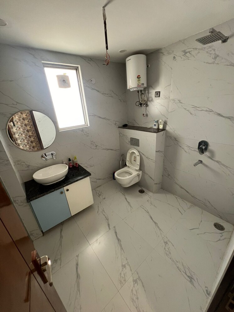 Attached Bathroom, sector 38 3 Bedroom 1563 Sq.Ft. Builder Floor In Sector 38 Gurgaon 8945835